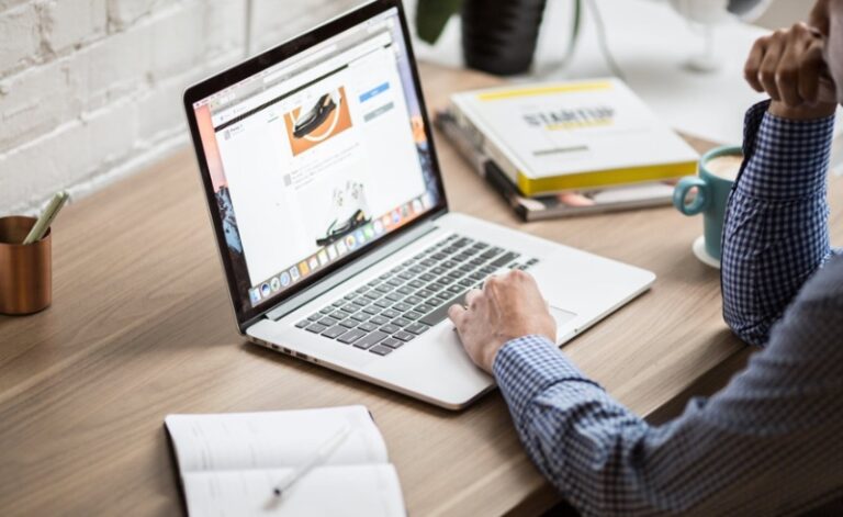 Guía Completa para Trabajar desde Casa (Actualizada 2025) 2 Guía Completa para Trabajar desde Casa (Actualizada 2025)